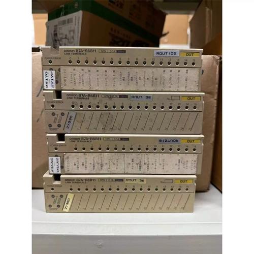 R6B11通信模块原装拆机 功能完好成色轻，工业通信的可靠之选